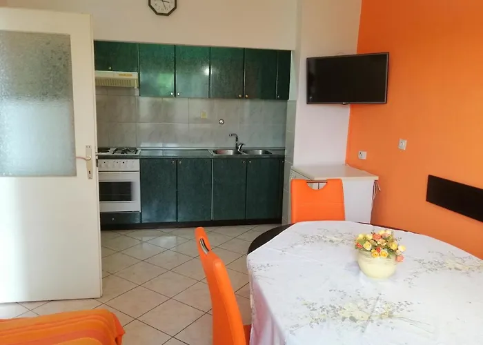 Branka 公寓 伊卡